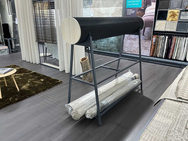 Presentatie meubel (2x) - afbeelding 1 van  4