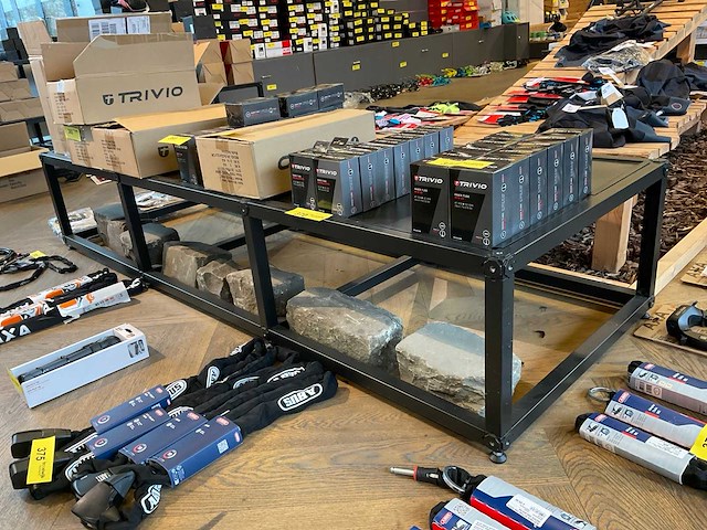 Presentatie tafel (2x) - afbeelding 1 van  6