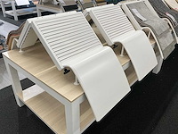 Presentatie tafel met tapijtsamples (8x) - afbeelding 8 van  14