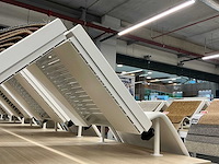 Presentatie tafel met tapijtsamples (8x) - afbeelding 9 van  14