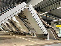 Presentatie tafel met tapijtsamples (8x) - afbeelding 11 van  14