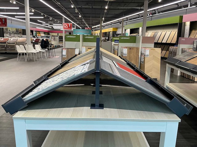 Presentatie tafel met vinyl samples (2x) - afbeelding 4 van  8