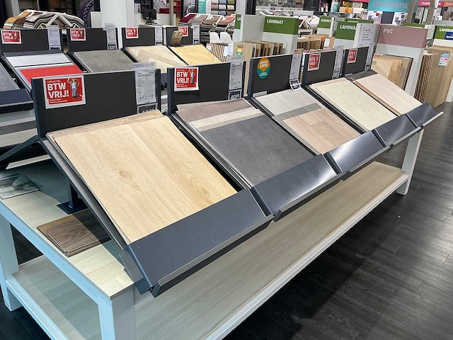 Presentatie tafel met vinyl samples (2x) - afbeelding 8 van  8