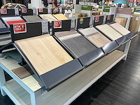 Presentatie tafel met vinyl samples (2x) - afbeelding 8 van  8