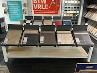 Presentatie tafel met vinyl samples (2x) - afbeelding 7 van  8