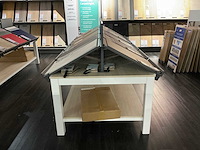 Presentatie tafel met vinyl samples (2x) - afbeelding 2 van  8