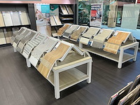 Presentatie tafel met vinyl samples (4x)