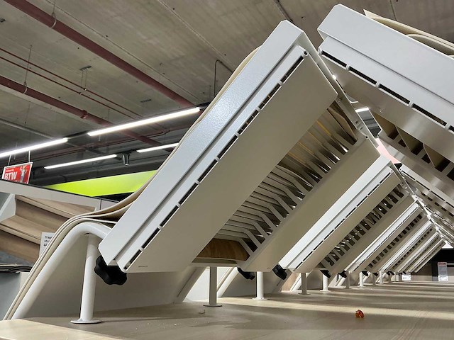 Presentatie tafel met vinyl samples (4x) - afbeelding 3 van  8