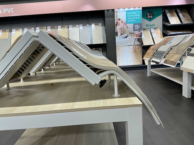 Presentatie tafel met vinyl samples (4x) - afbeelding 4 van  8