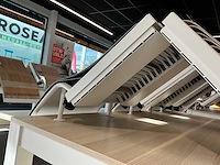 Presentatie tafel met vinyl samples (4x) - afbeelding 4 van  9