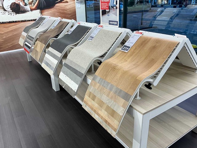 Presentatie tafel met vinyl samples (4x) - afbeelding 8 van  9