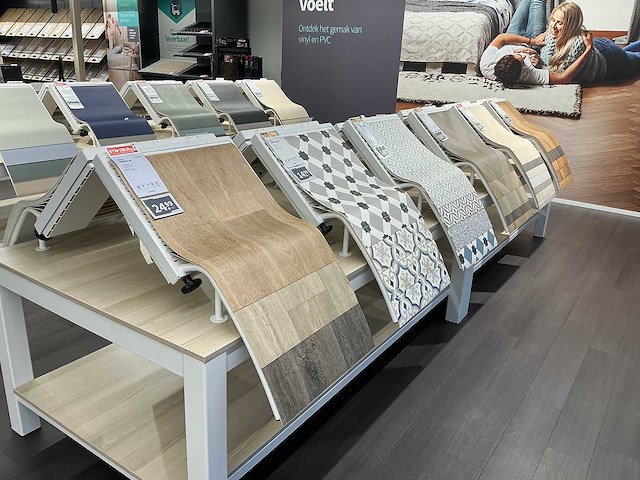 Presentatie tafel met vinyl samples (4x) - afbeelding 9 van  9