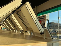 Presentatie tafel met vinyl samples (4x) - afbeelding 4 van  8