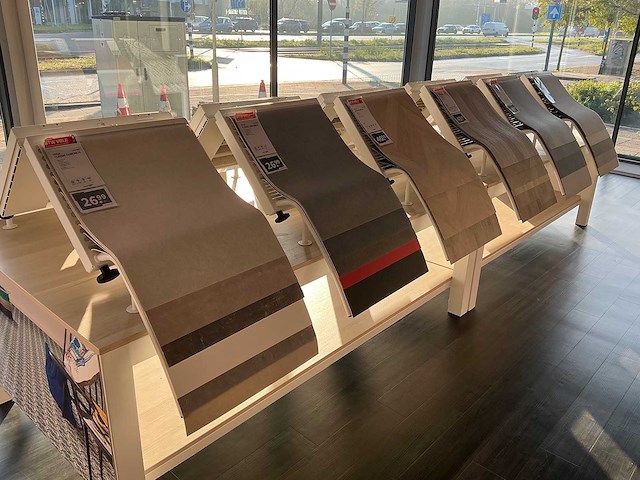 Presentatie tafel met vinyl samples (4x) - afbeelding 7 van  8