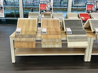 Presentatie tafel met vinyl samples (4x) - afbeelding 2 van  9