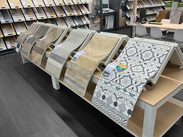 Presentatie tafel met vinyl samples (4x) - afbeelding 7 van  9