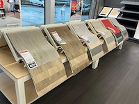 Presentatie tafel met vinyl samples (4x) - afbeelding 8 van  9