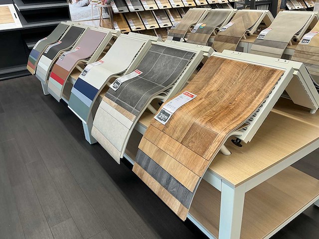 Presentatie tafel met vinyl samples (4x) - afbeelding 9 van  9