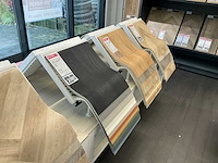 Presentatie tafel met vinyl samples (4x) - afbeelding 6 van  8