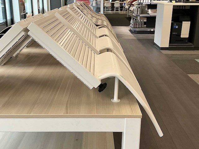 Presentatie tafel met vinyls amples (4x) - afbeelding 5 van  9