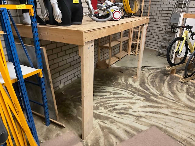 Presentatie tafel - afbeelding 2 van  4