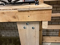 Presentatie tafel - afbeelding 3 van  4