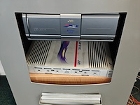Presentatiekast met autoradio's, jvc - afbeelding 2 van  3