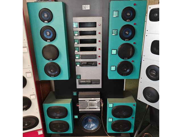 Presentatiekast met autoradio's, kenwood - afbeelding 1 van  5