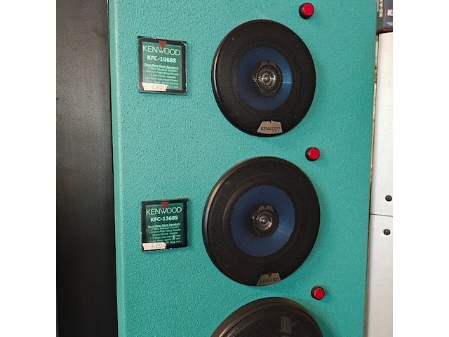 Presentatiekast met autoradio's, kenwood - afbeelding 5 van  5