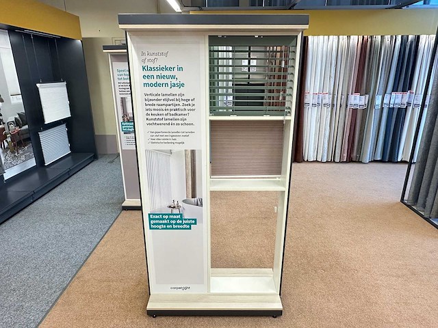 Presentatiemeubel (2) - afbeelding 1 van  2