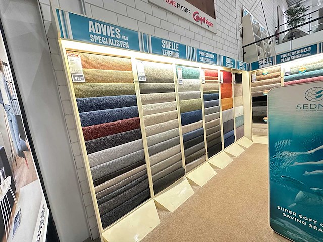 Presentatiemeubel 7 meter - afbeelding 1 van  5