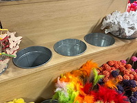 Presentatiemeubel met emmers (4x) - afbeelding 3 van  9