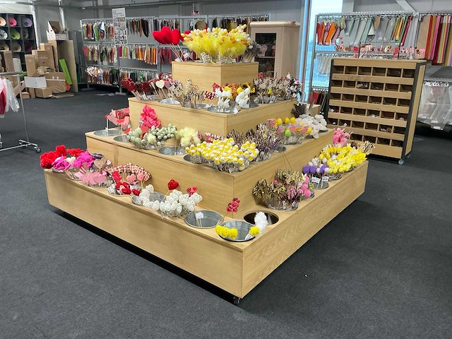 Presentatiemeubel met emmers (4x) - afbeelding 6 van  9