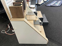 Presentatiemeubel traptrede (2x) - afbeelding 2 van  3