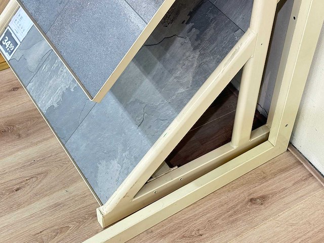 Presentatiemeubel vloerdelen (3x) - afbeelding 4 van  5