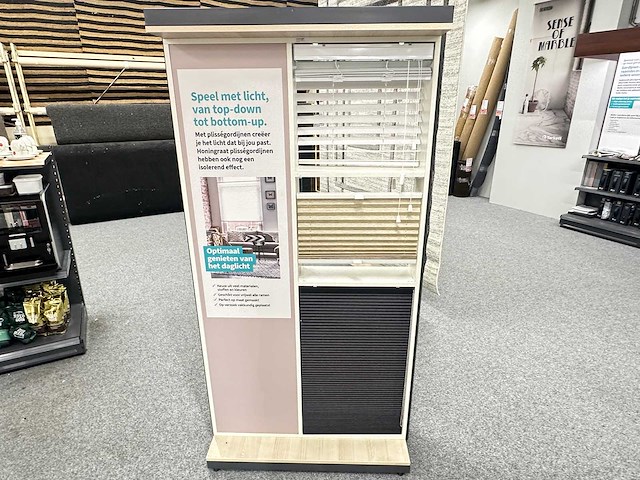 Presentatiemeubel voor jaloezieën (3x) - afbeelding 4 van  4