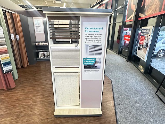 Presentatiemeubel voor jaloezieën (3x) - afbeelding 1 van  3