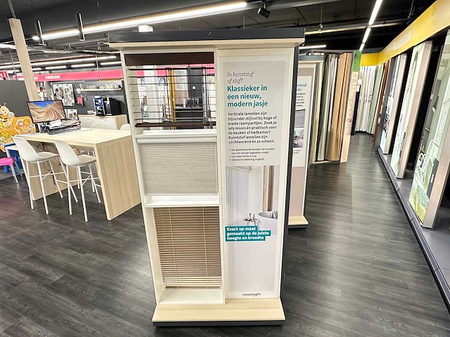 Presentatiemeubel voor jaloezieën (3x) - afbeelding 2 van  6