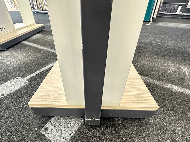 Presentatiemeubel voor jaloezieën (4x) - afbeelding 4 van  4