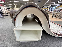 Presentatiemeubel voor vloerkleden - afbeelding 2 van  3