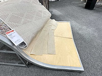 Presentatiemeubel voor vloerkleden - afbeelding 2 van  2