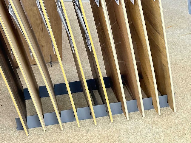 Presentatierek met vloersamples (14x) - afbeelding 4 van  4