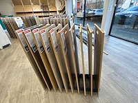 Presentatierek met vloersamples (19x) - afbeelding 1 van  3