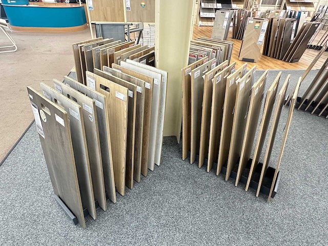 Presentatierek met vloersamples (22x) - afbeelding 1 van  4