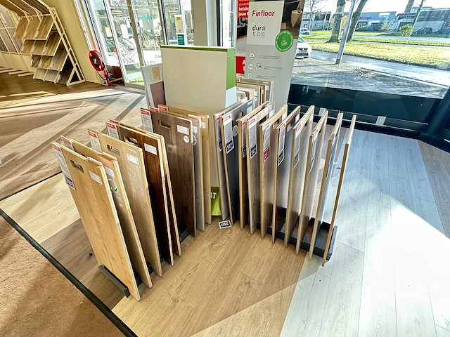 Presentatierek met vloersamples (23x) - afbeelding 3 van  7