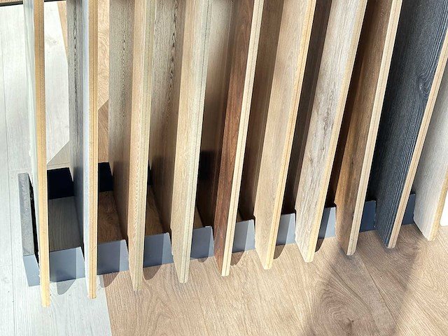 Presentatierek met vloersamples (23x) - afbeelding 4 van  7