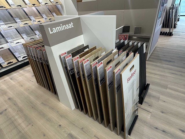 Presentatierek met vloersamples (24x) - afbeelding 1 van  6