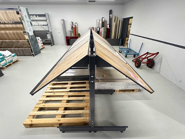 Presentatierek voor vloerdelen - afbeelding 2 van  5