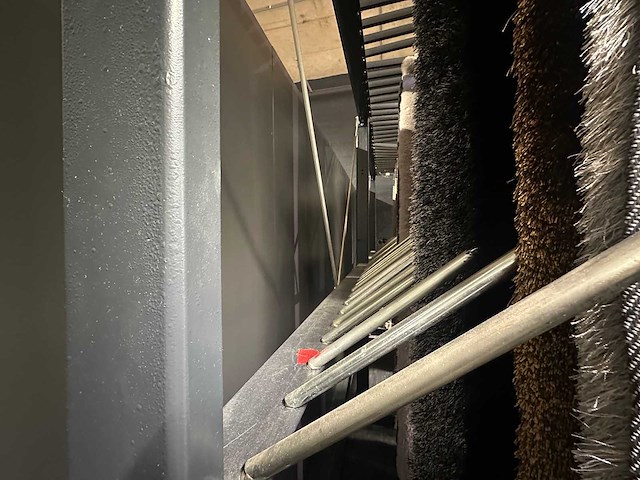 Presentatierek voor vloerkleden - afbeelding 2 van  4