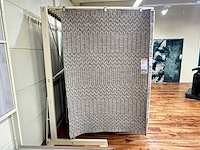 Presentatierek voor vloerkleden - afbeelding 1 van  4